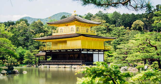 京都駅から徒歩15分、東本願寺近くの和風お宿
